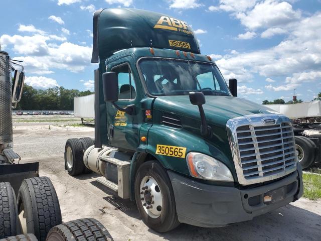  Salvage Freightliner Cascadia 1