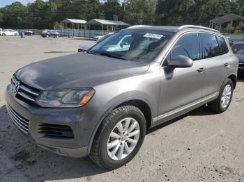  Salvage Volkswagen Touareg