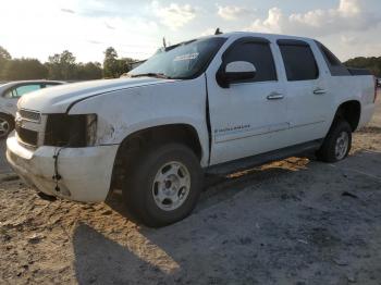  Salvage Chevrolet Avalanche