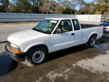  Salvage Chevrolet S-10