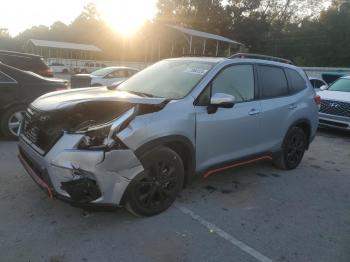  Salvage Subaru Forester