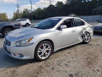  Salvage Nissan Maxima