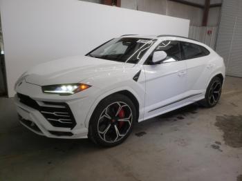  Salvage Lamborghini Urus