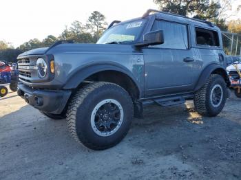  Salvage Ford Bronco