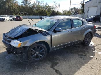  Salvage Dodge Avenger