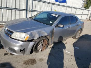  Salvage Dodge Avenger