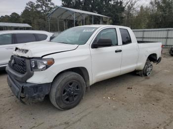  Salvage Toyota Tundra