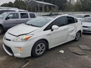  Salvage Toyota Prius