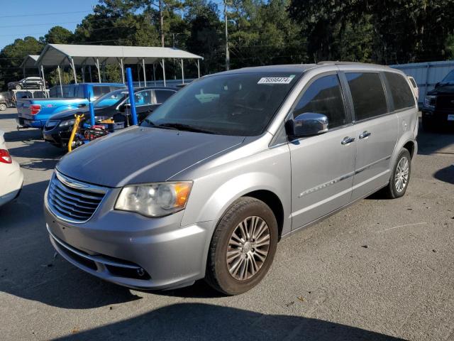  Salvage Chrysler Minivan