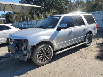  Salvage Lincoln Navigator