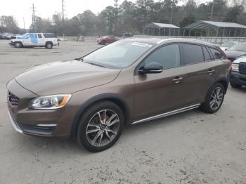  Salvage Volvo V60