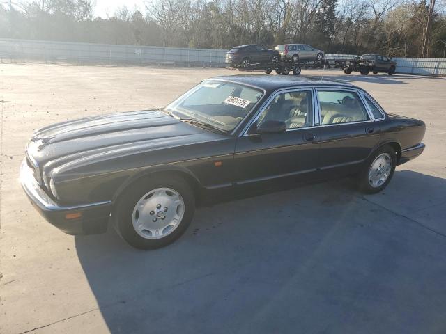  Salvage Jaguar Xj6