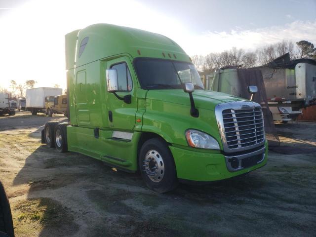  Salvage Freightliner Cascadia 1