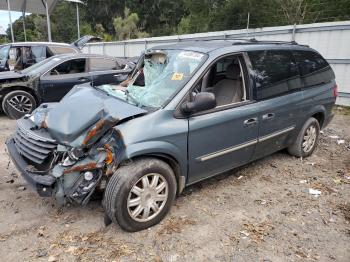  Salvage Chrysler Minivan