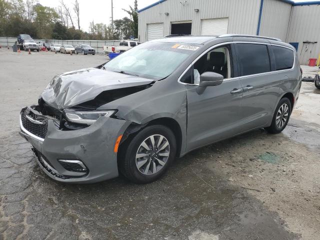  Salvage Chrysler Pacifica