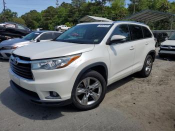  Salvage Toyota Highlander