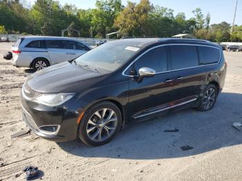 Salvage Chrysler Pacifica