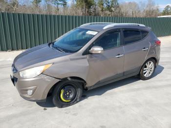  Salvage Hyundai TUCSON