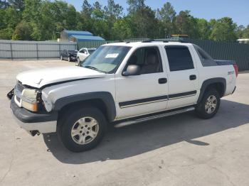  Salvage Chevrolet Avalanche
