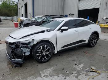  Salvage Toyota Crown Xle