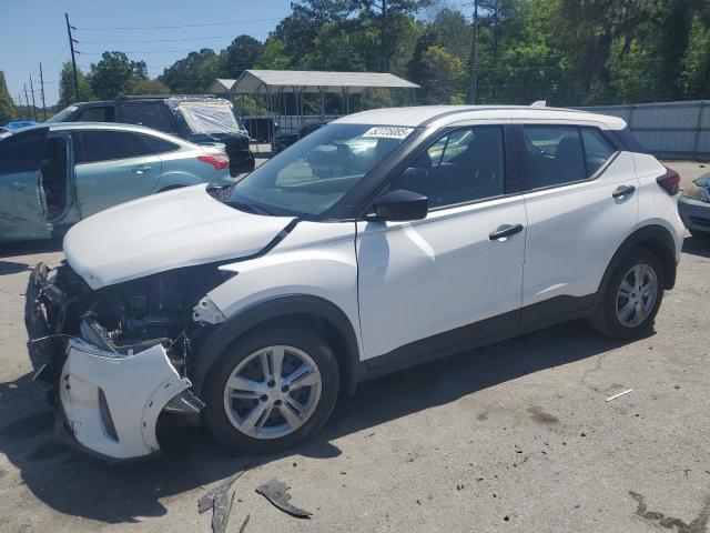  Salvage Nissan Kicks