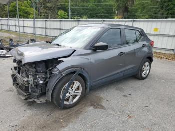  Salvage Nissan Kicks