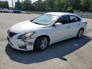  Salvage Nissan Altima