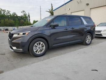  Salvage Kia Carnival