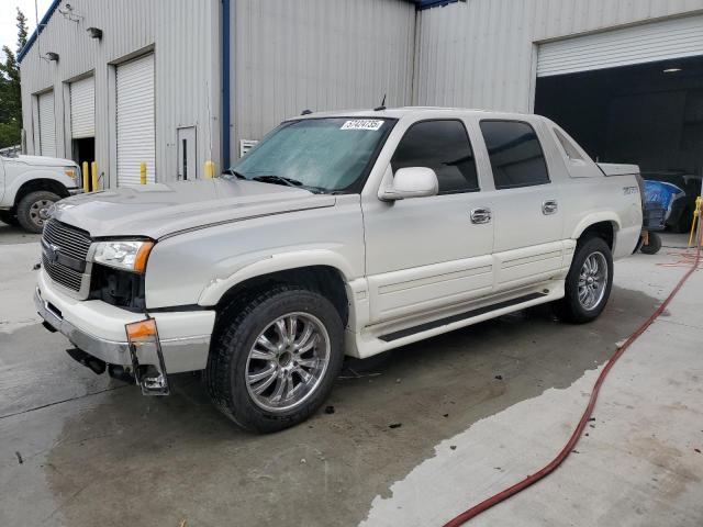  Salvage Chevrolet Avalanche