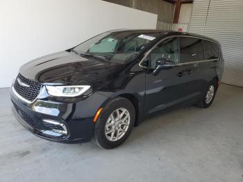  Salvage Chrysler Pacifica