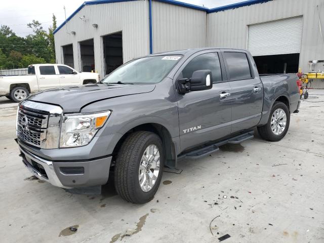  Salvage Nissan Titan