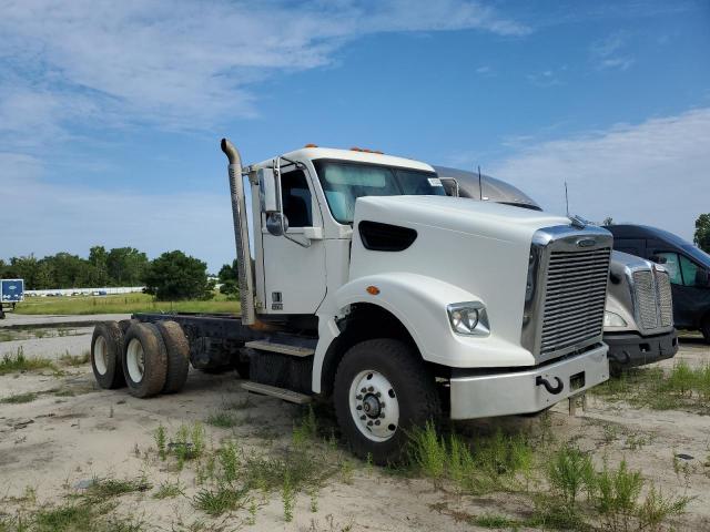 Salvage Freightliner 122sd