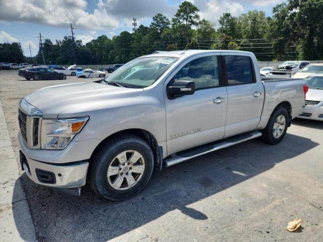 Salvage Nissan Titan