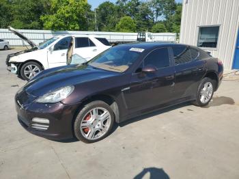  Salvage Porsche Panamera
