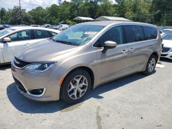  Salvage Chrysler Pacifica
