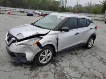  Salvage Nissan Kicks