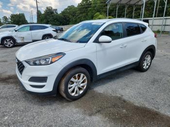  Salvage Hyundai TUCSON