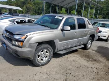  Salvage Chevrolet Avalanche