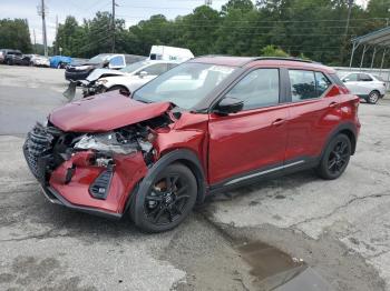  Salvage Nissan Kicks