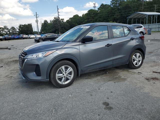  Salvage Nissan Kicks