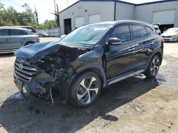  Salvage Hyundai TUCSON