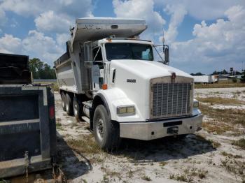  Salvage Kenworth Constructi
