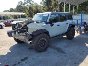  Salvage Ford Bronco
