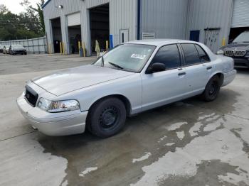  Salvage Ford Crown Vic