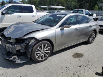  Salvage Lexus Es