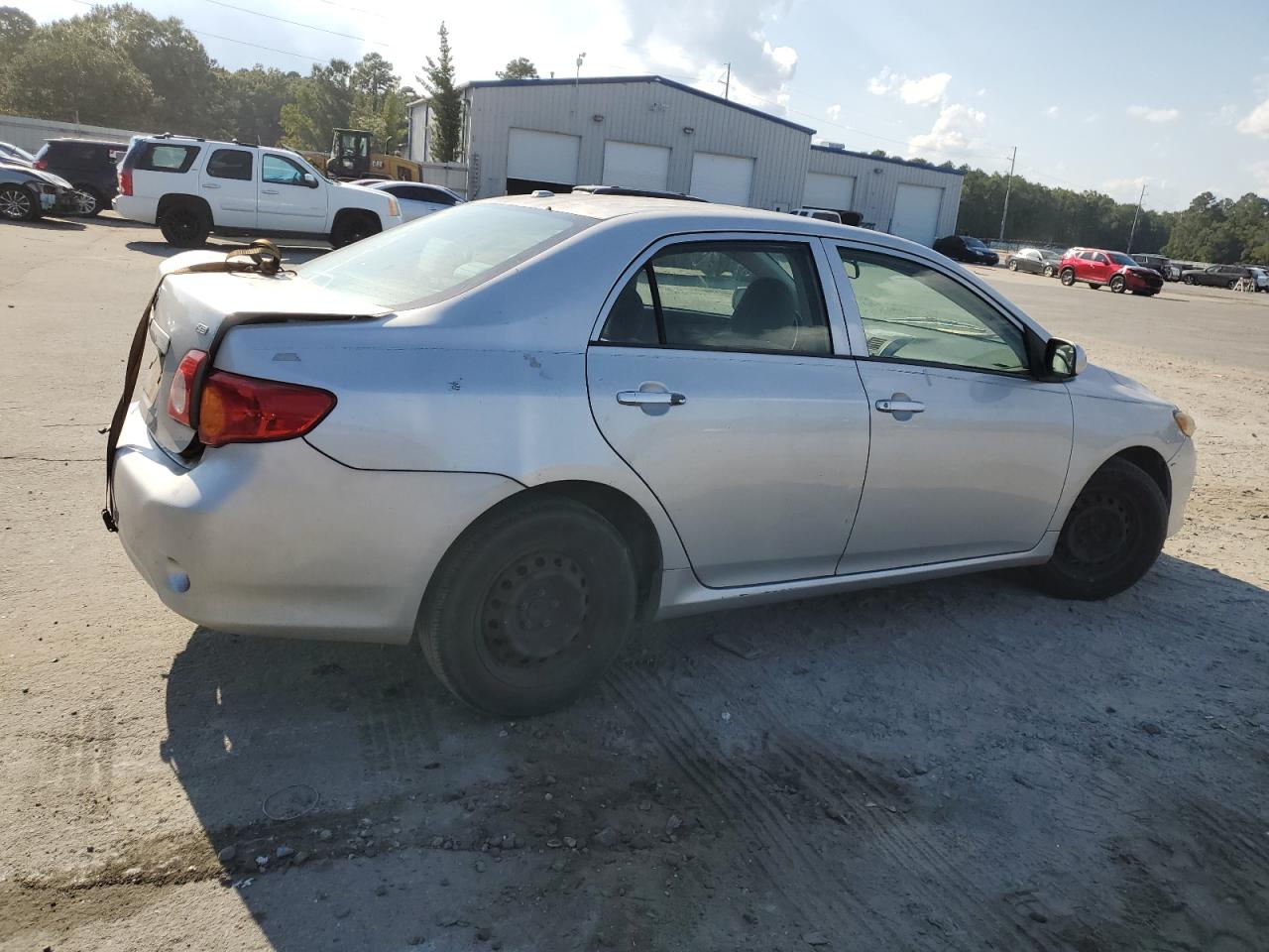 Toyota Corolla Base Image 11