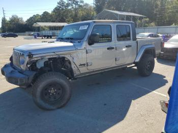  Salvage Jeep Gladiator
