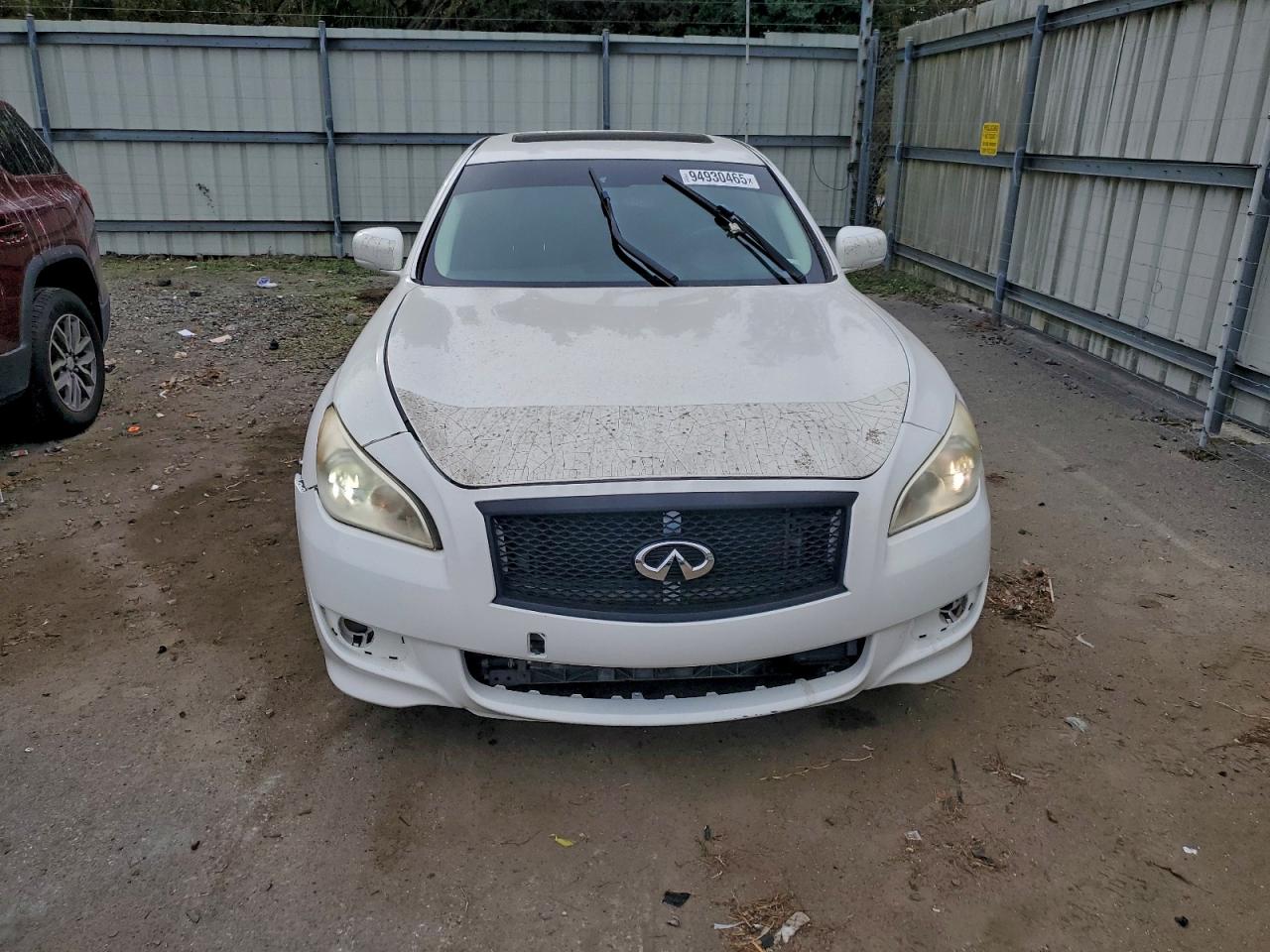 INFINITI M37 Image 3