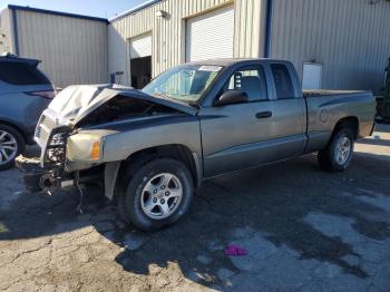  Salvage Dodge Dakota