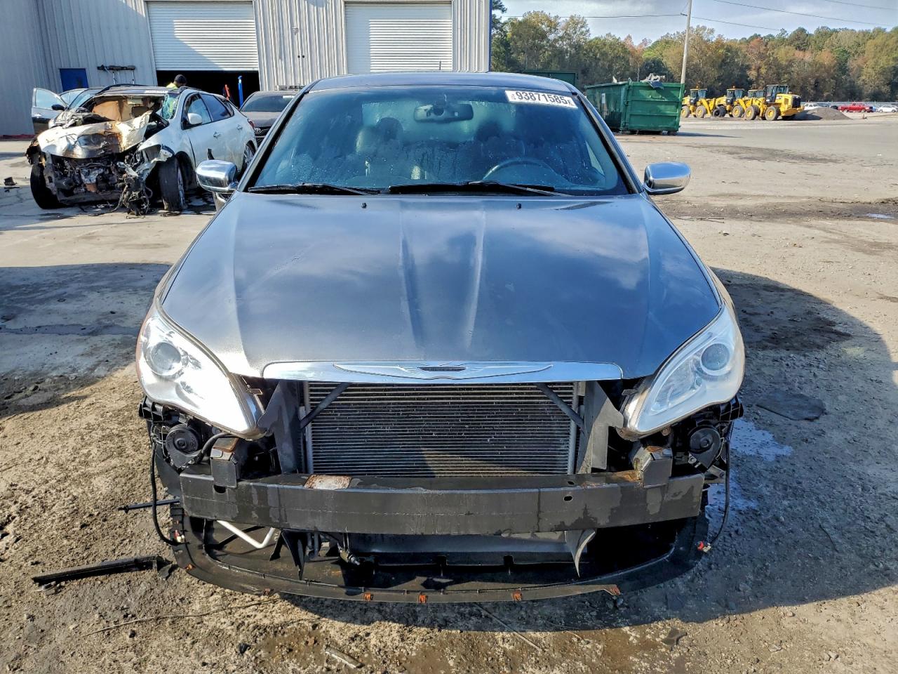 Chrysler 200 Limited Image 6